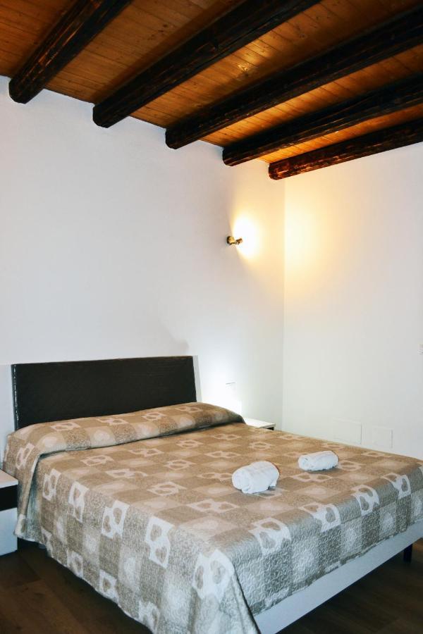 Dimora Castelli Hotel Palermo Exterior photo